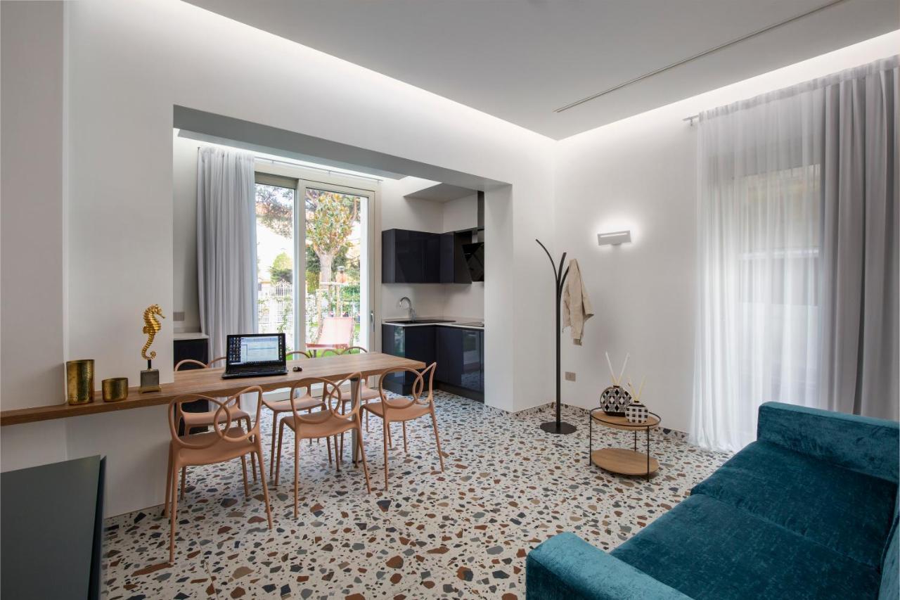 Elegance Riccione Aparthotel Exterior photo