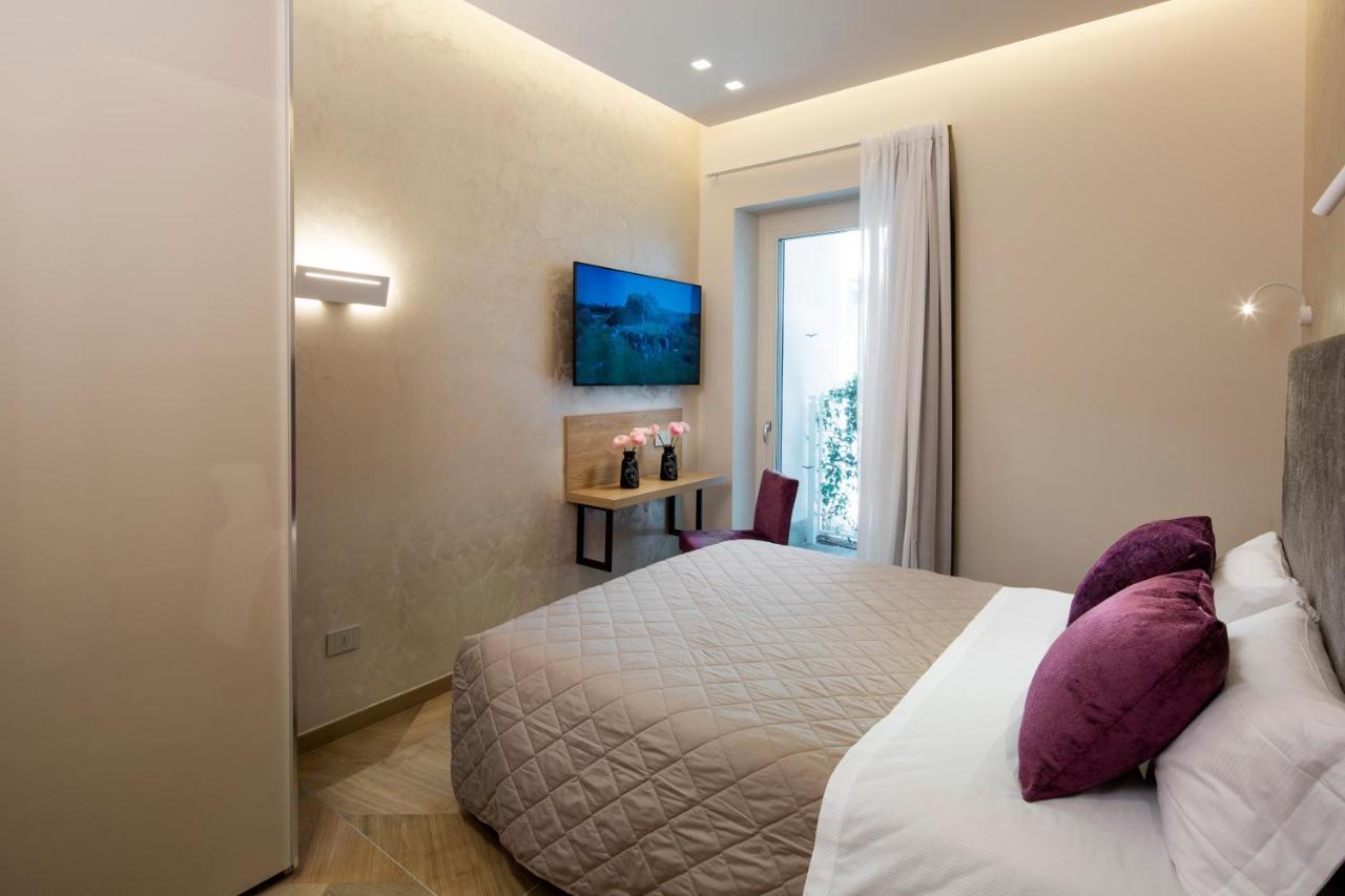 Elegance Riccione Aparthotel Exterior photo